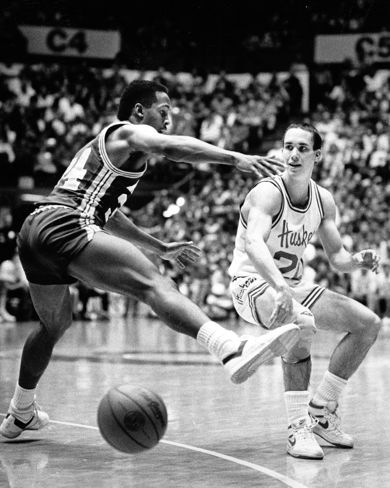 1987: Nebraska 78, Marquette 76